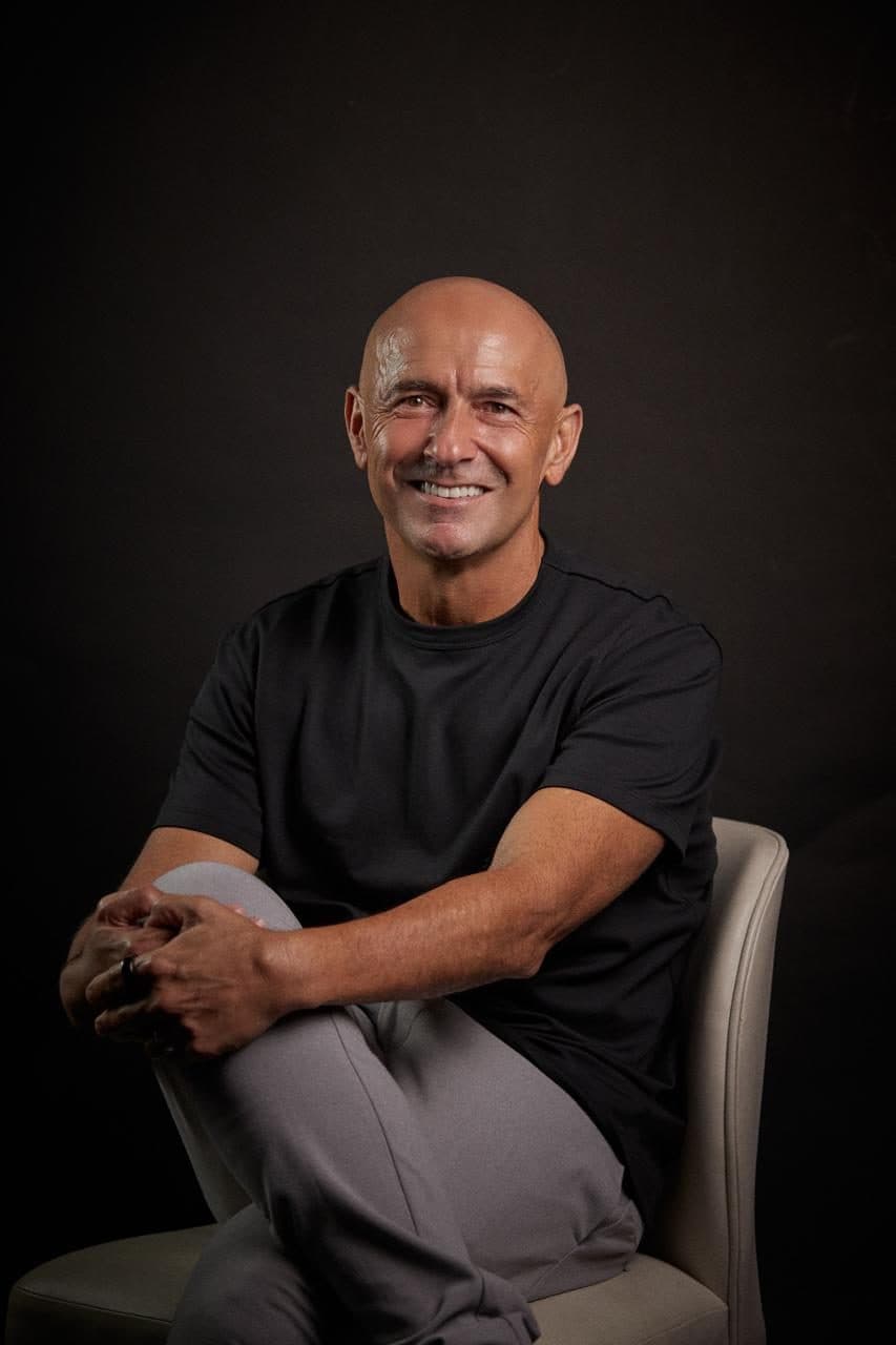 Retrato de André Pivetti, fundador da First Class Home